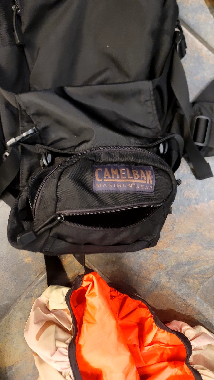 CAMELBAK BACKPACK BLACK, PRE-OWNED 3