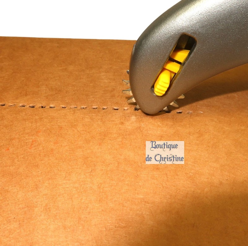 Make a Box Resizer Retractable Utility Knife with Scoring Wheel Cutter Tool gallery