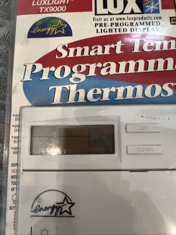 Lux Smart Temp TX9000 7 Day Programmable Thermostat for Heating Cooling New Open gallery