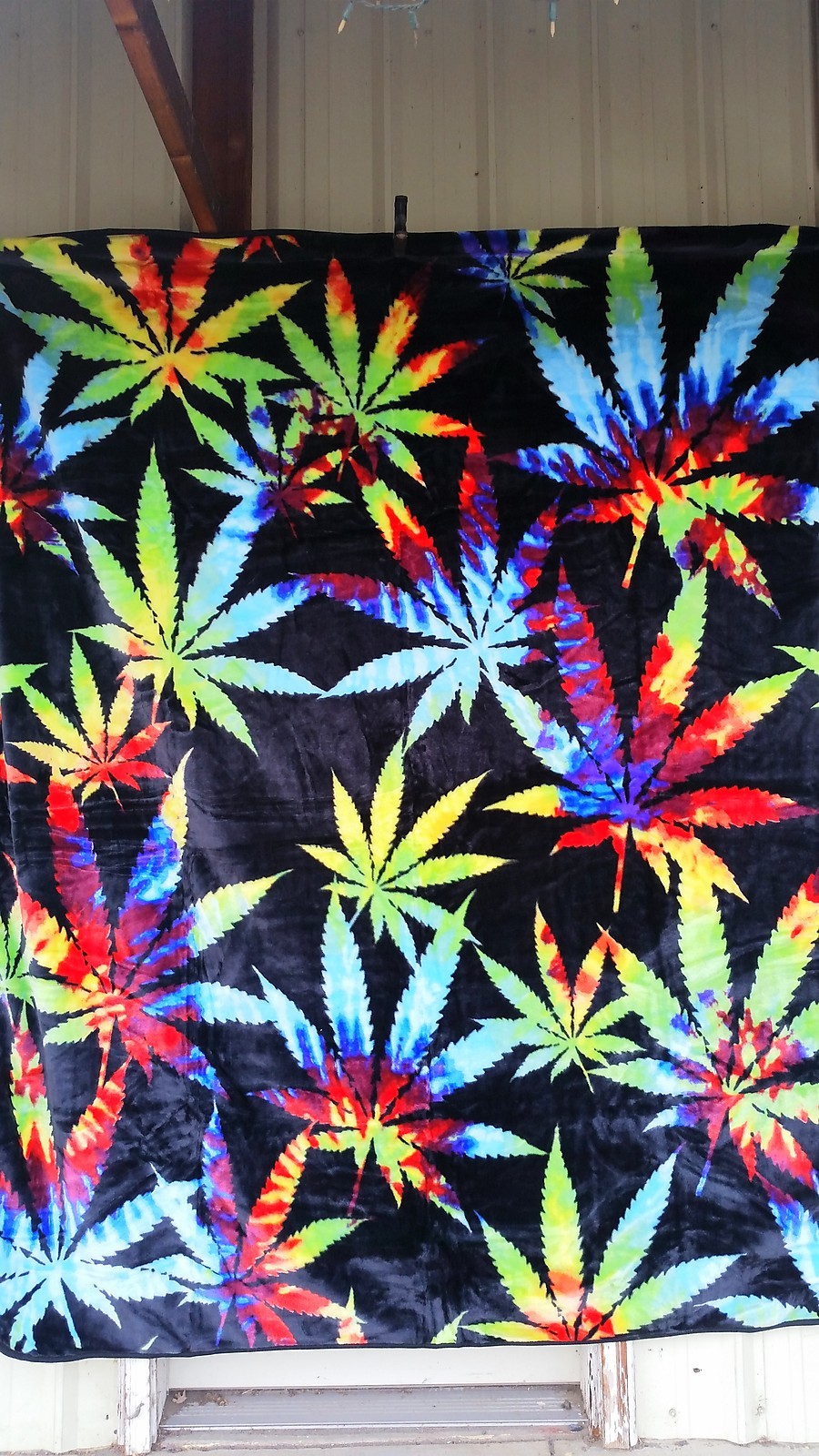 TYE DYE MARIJUANA LEAVES LEAF WEED CANNABIS POT QUEEN SIZE BLANKET gallery