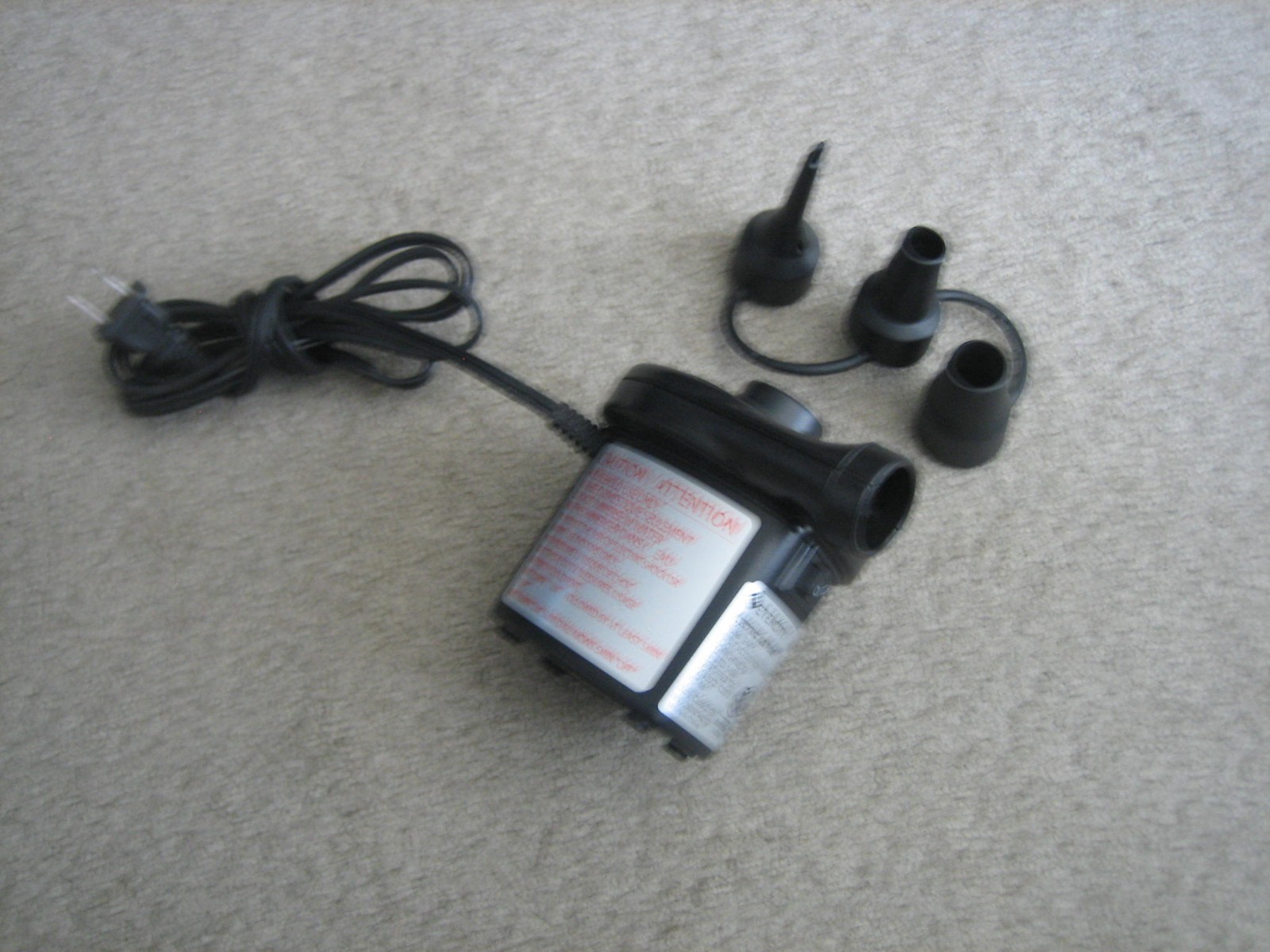Etekcity 120V Universal Quick Fill AC Electric Air Pump W/Nozzles Bed Mattress gallery