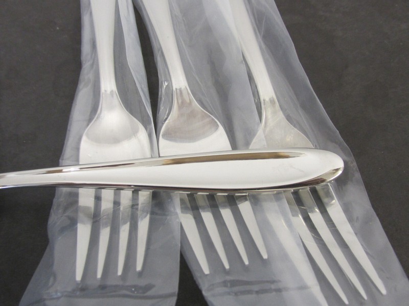 LENOX PATTERN DARNABY CANTERA 18 /10 STAINLESS 6 LOT SALAD FORKS 7- 1/8 INCHES gallery