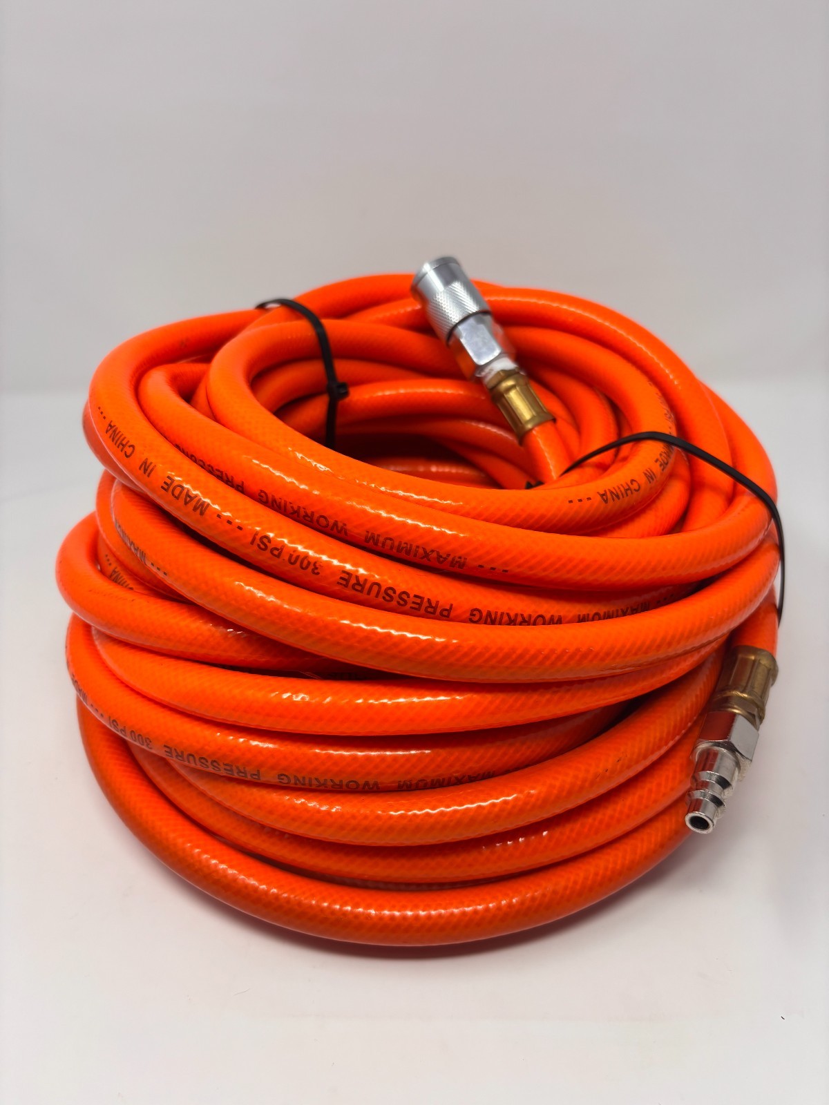 40 FT - 3/8" Compressor Air Hose, 300 PSI Max, Orange With Couplers gallery