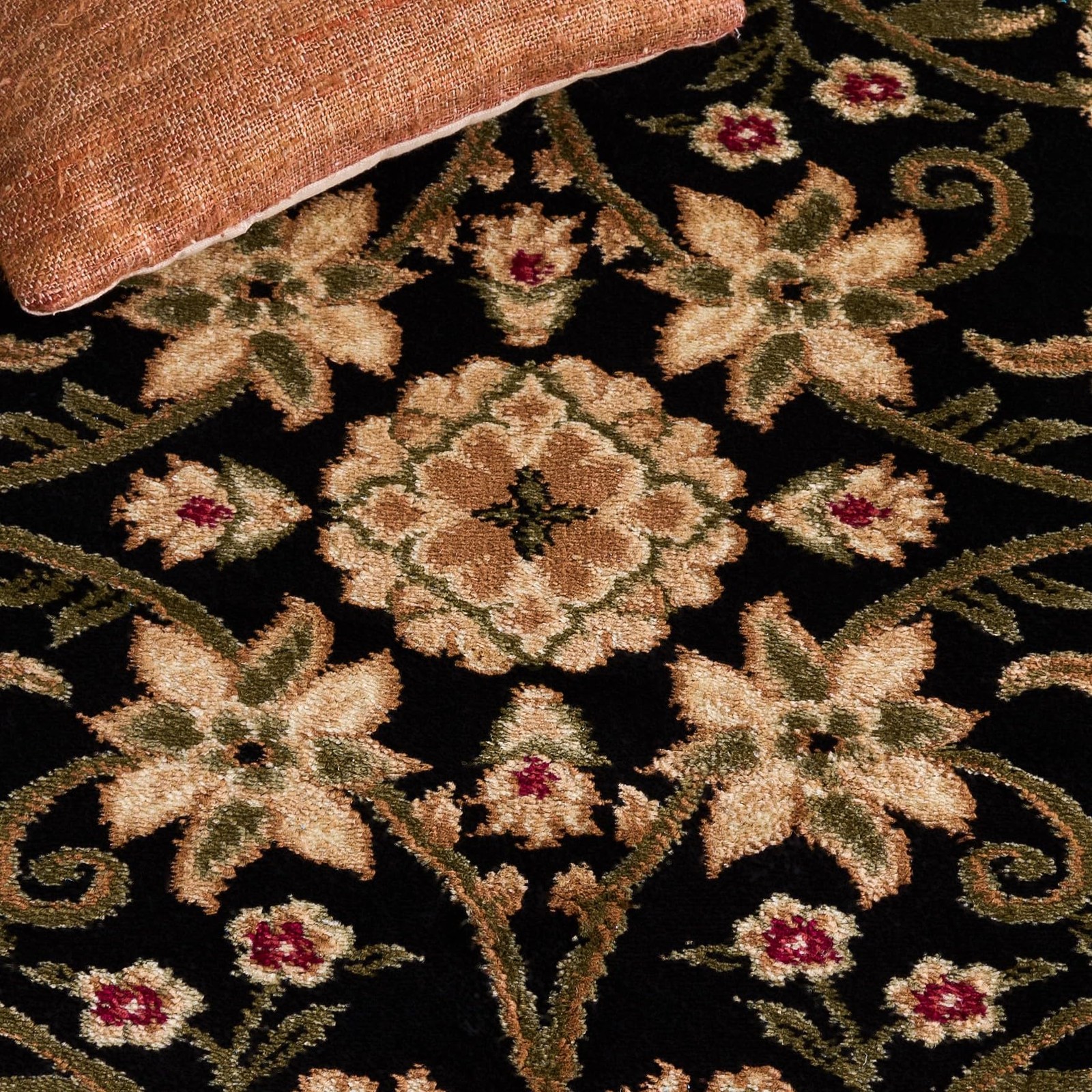 Lyndhurst Collection Accent Rug - 2'3" x 4', Black & Ivory, Traditional Orien... gallery