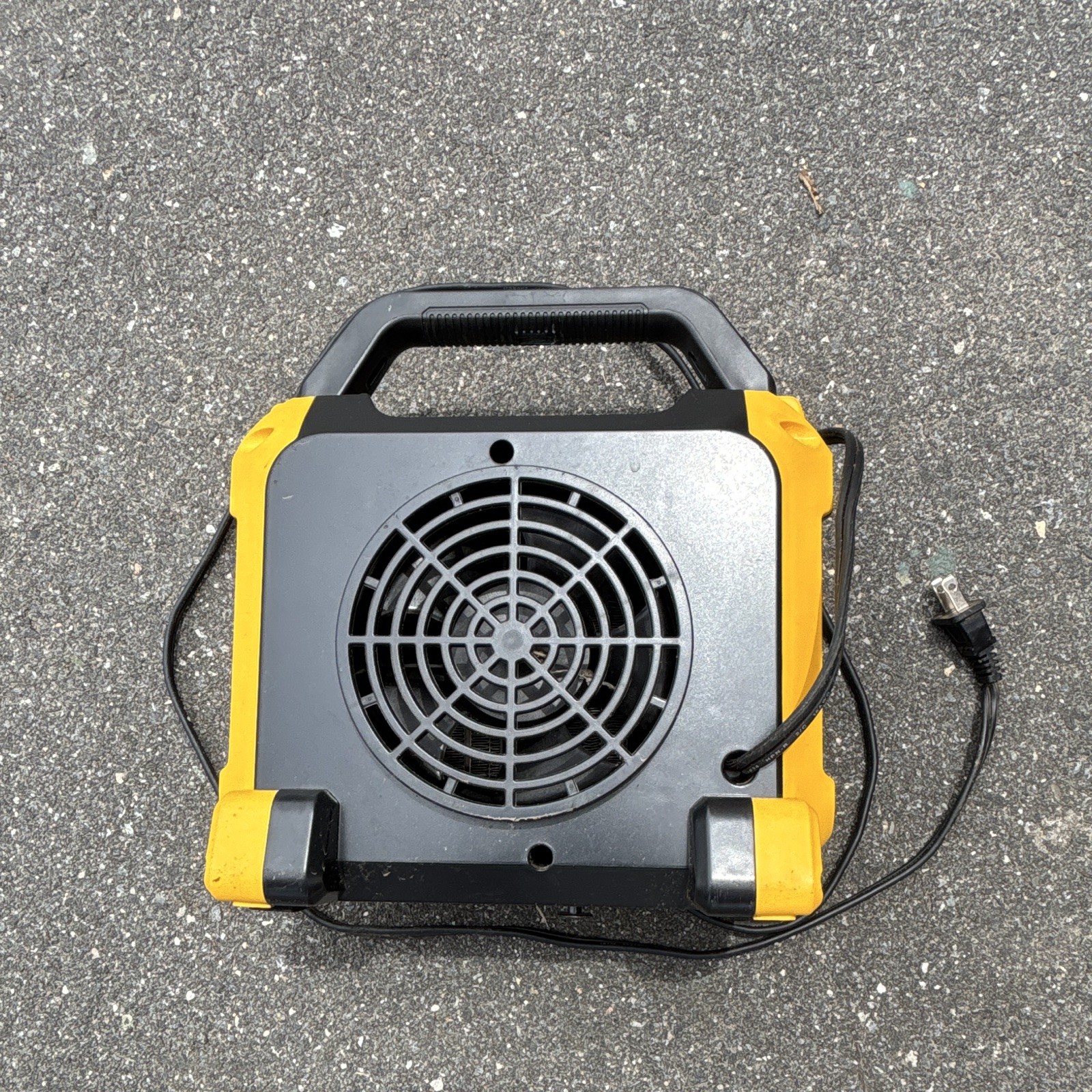 KIMUENTO WSH1500 Portable Ceramic Forced-Air Fan Heater 1500W 120V Black/Yellow gallery