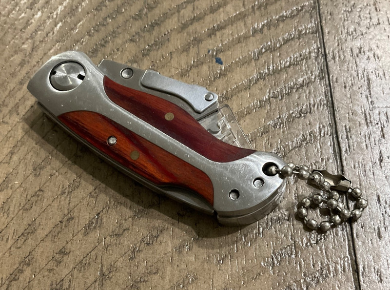 Craftsman Utility Box Cutter Lockback 2.75" Closed Folding Pocket Knife EUC gallery