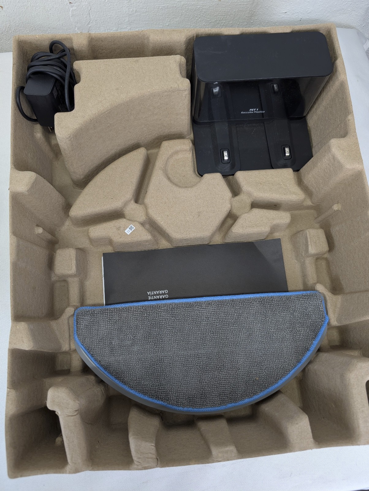 iRobot Roomba Combo Robot Vacuum & Mop - Smart Navigation gallery