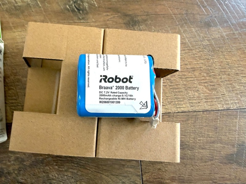 iRobot Braava Authentic - 2000 mAh NiMH Battery for Braava 380t and Mint 5200 gallery