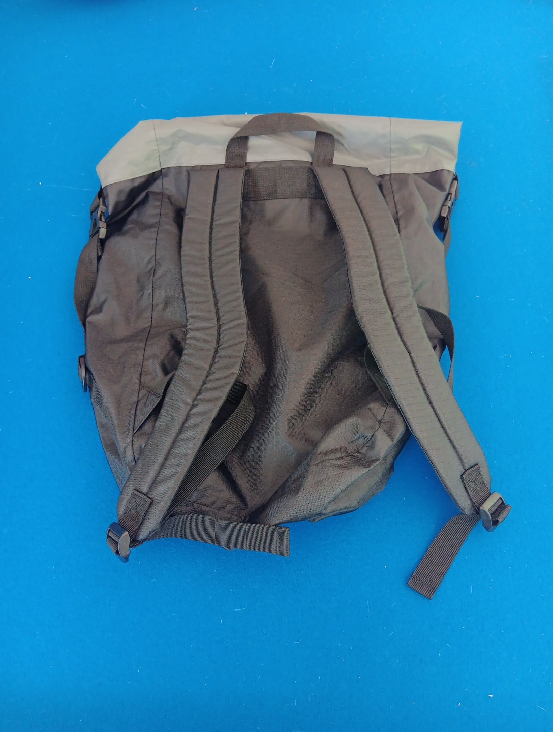 F&S Water Resistant Roll-Top Closure Backpack, Black/Gray 5