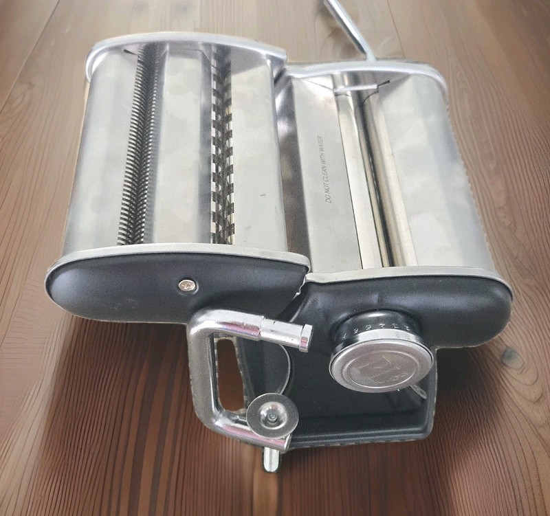 PL8 Profesional Pasta Maker Roller Machine Stainless Steel Spaghetti Fettuccine gallery