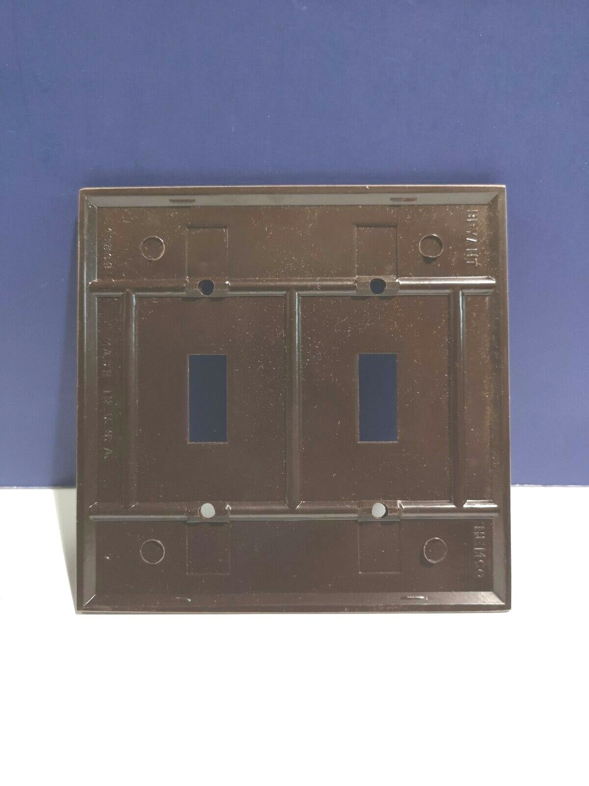 VINTAGE Brown 2-Gang LIGHT SWITCH WALL PLATE Ribbed TOGGLE Sierra NEW 91072 gallery