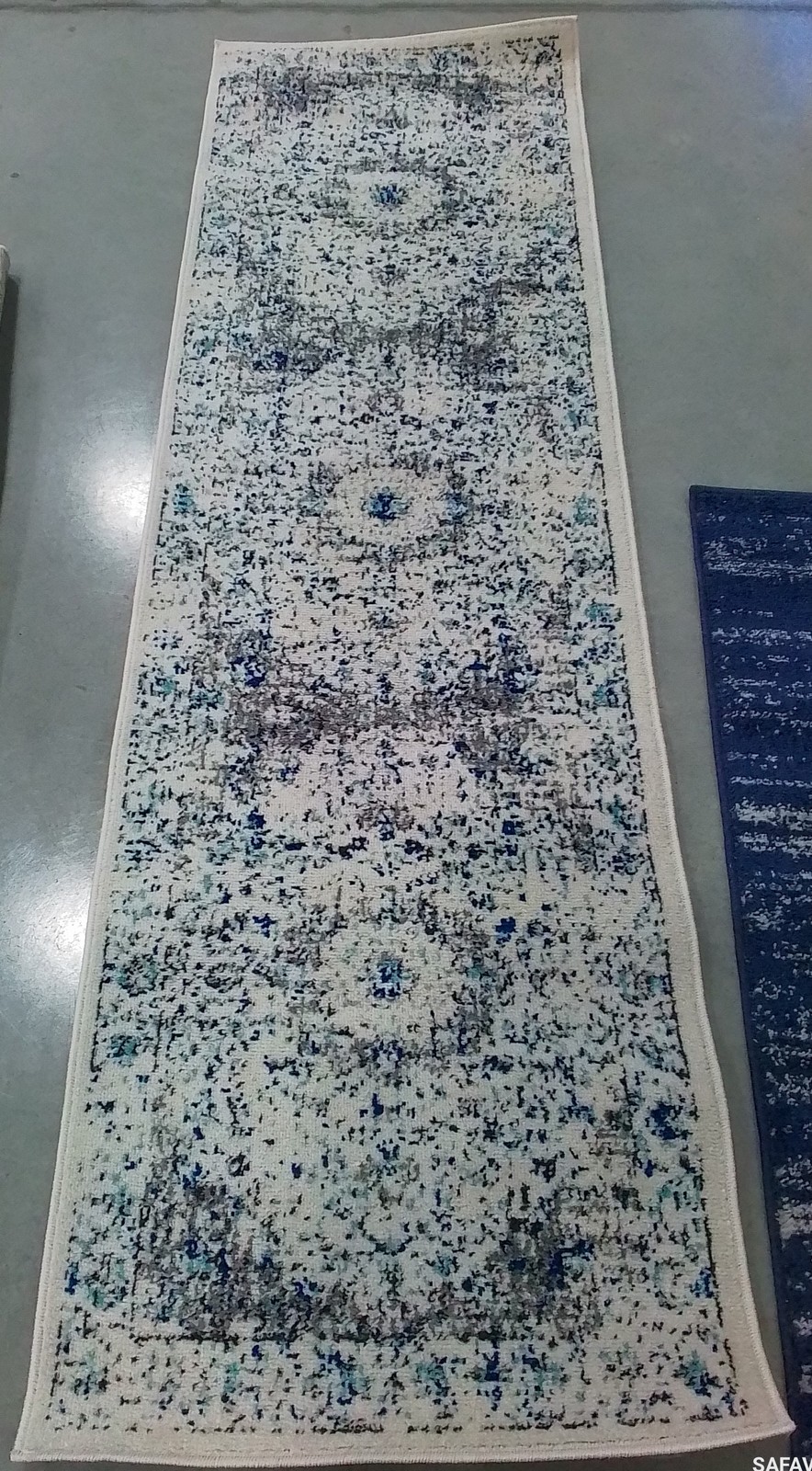 IVORY / GREY 2'-2" x 7'-0" Flaw in Rug, Reduced Price 1172790108 EVK220D-27 gallery