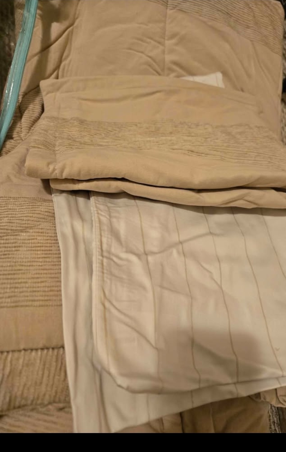 beddys Halston RV SHORT QUEEN Minky Zipbase gallery