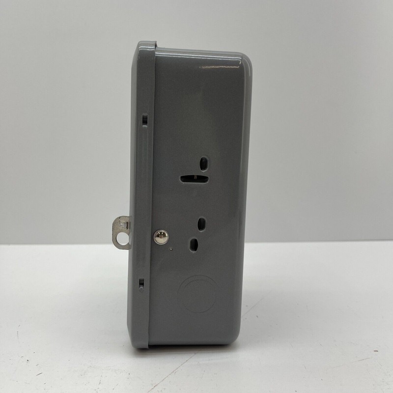 Intermatic Mechanical Time Switch T101 24 Hour Dial Time Switch 40 AMP 120V 60Hz gallery