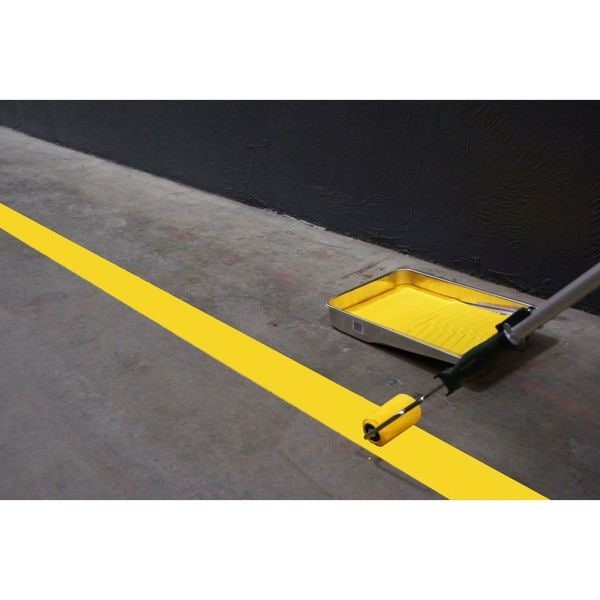 Wooster R090 Painting Extension Pole,Size 2 To 4 Ft gallery