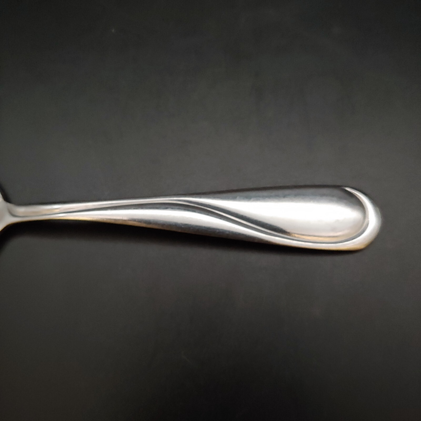4 Hampton Silversmiths Swirl Teaspoons - 6 1/4" Stainless Steel China gallery