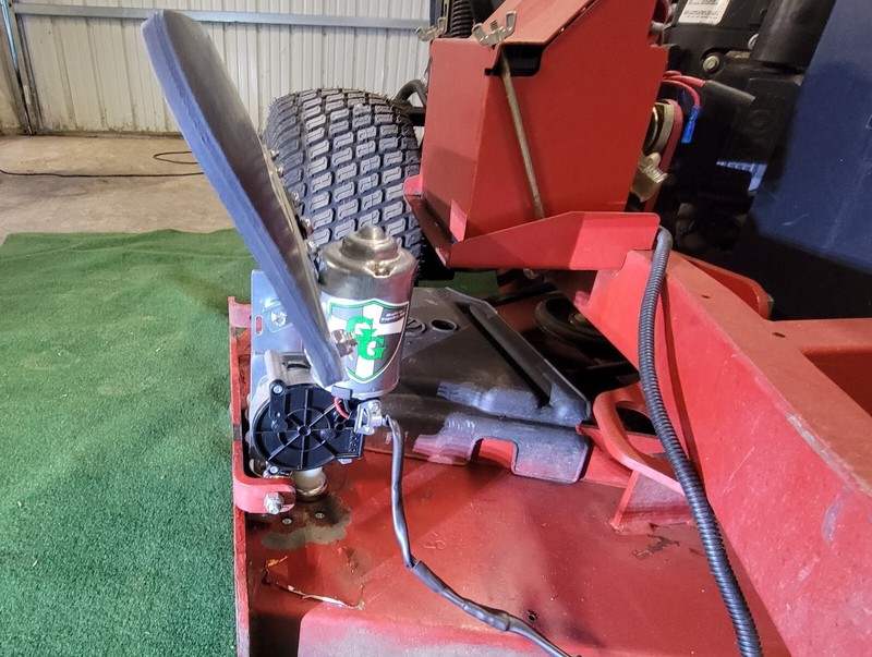 The Green Guard 'SLIM [Mini]' - Motorized Chute Blocker with Rubber Guard gallery