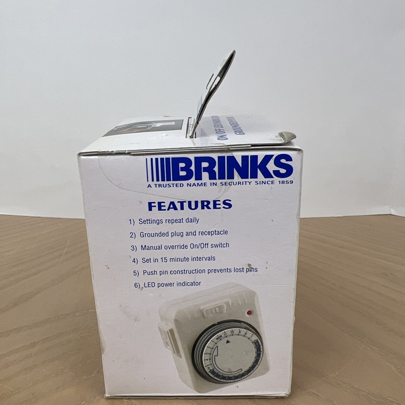 Brinks 42-1020 Mechanical Timer Grounded Plug 120V For Indoor Use Only NEW gallery