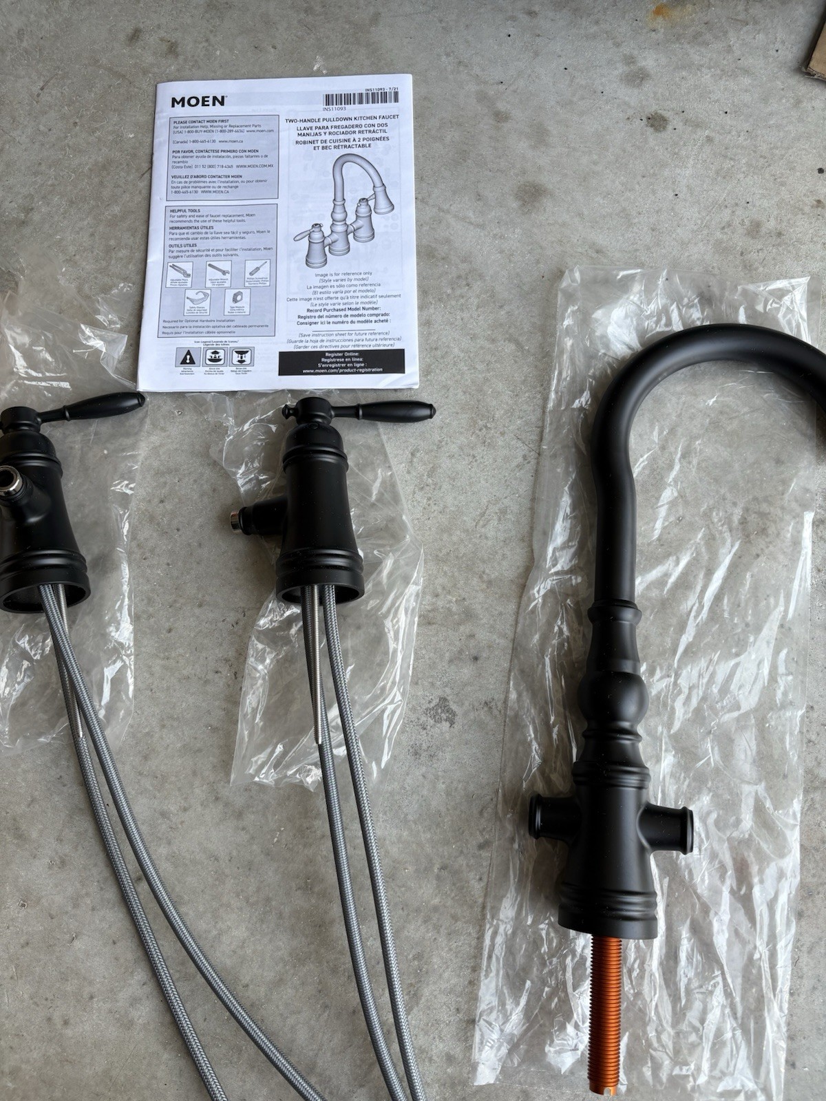Moen Edwyn One-Handle High Arc Pulldown Kitchen Faucet - Matte Black gallery