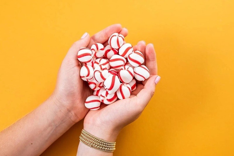 Bobs Sweet Stripes, Individually Wrapped, Soft Peppermint Bulk Candy (2 Pounds) gallery