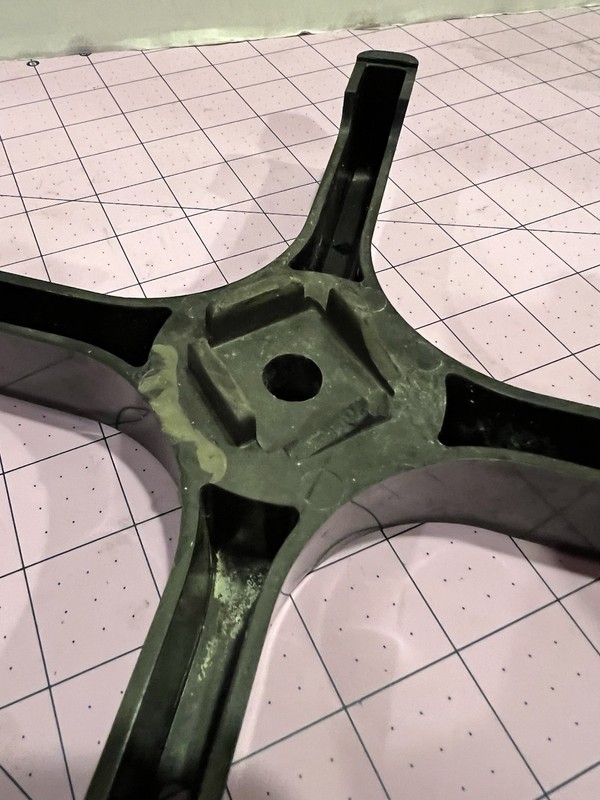 Farberware Base Stand Legs Only for Model 303 Electric Wok/Skillet gallery