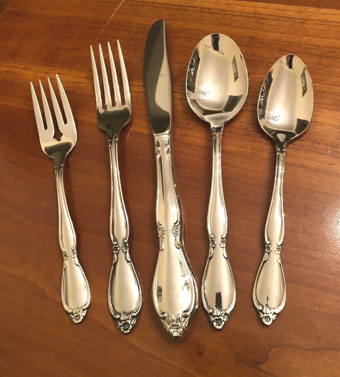 Oneida Community Chatelaine Stainless Flatware - Choice gallery