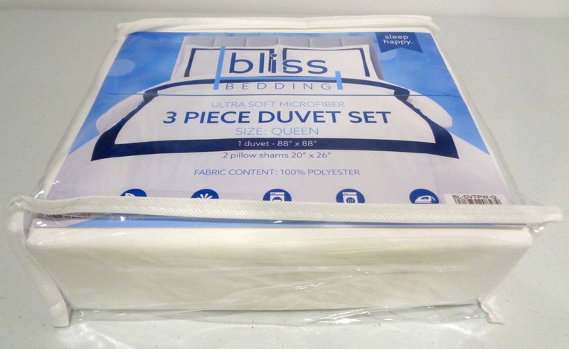 BLISS BEDDING Ultra Soft Microfiber Duvet Set Queen 3 Piece White/Blue NEW gallery
