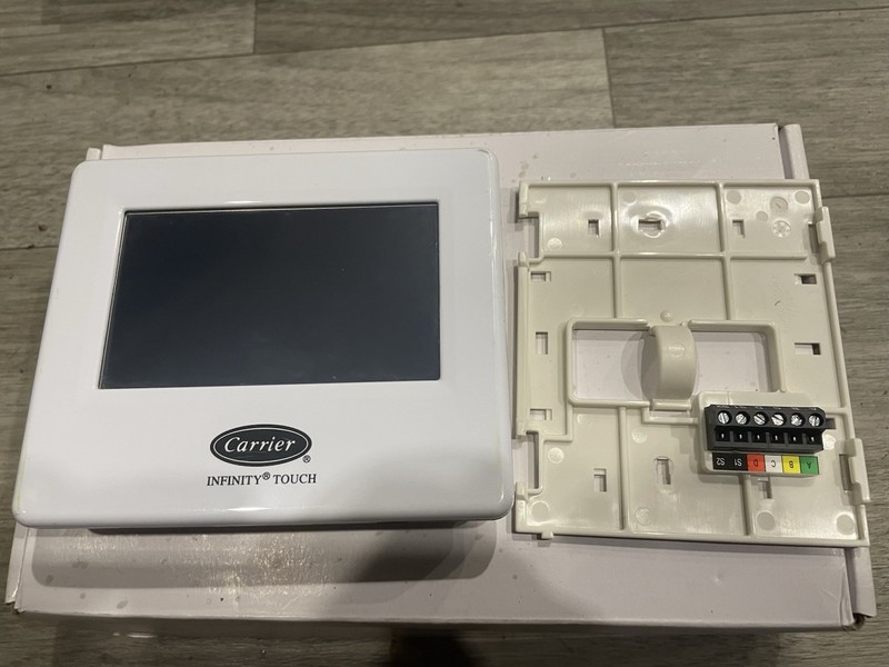 Carrier Programmable Thermostat Infinity SYSTXCCITC01-A Version 11 (T5) gallery