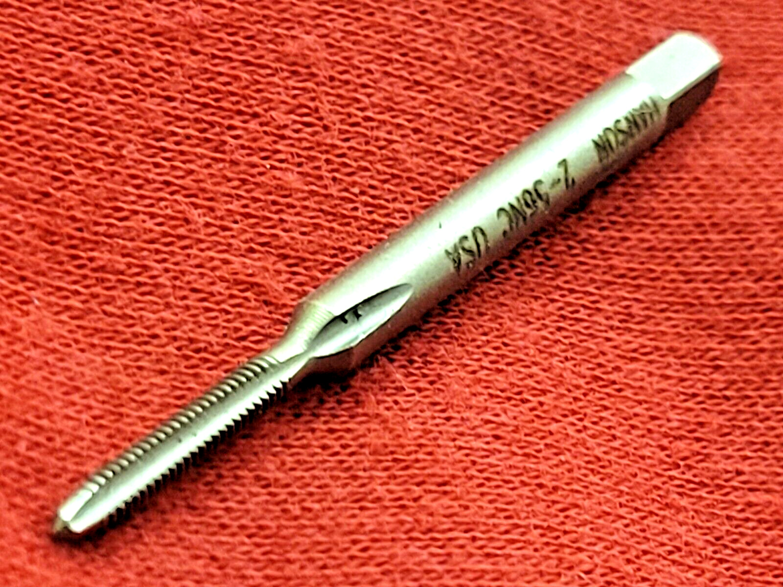 2-56 Plug Tap NF Irwin 1106 ZR Carbon Steel 4 FL USA 2/56 Hanson gallery