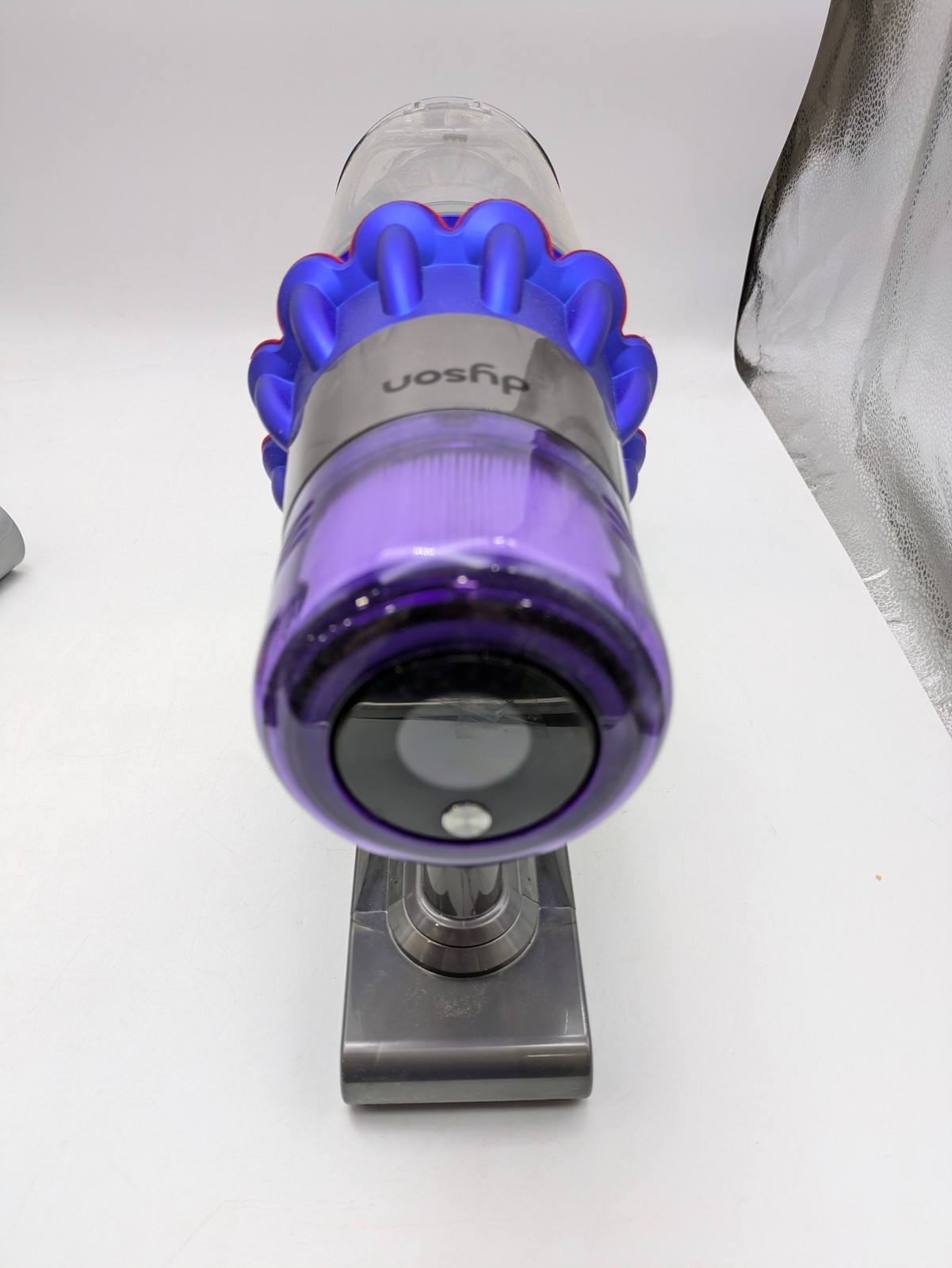 DYSON | SV47 V15 Detect Extra Cordless Vacuum Blue/Iron/Nickel gallery