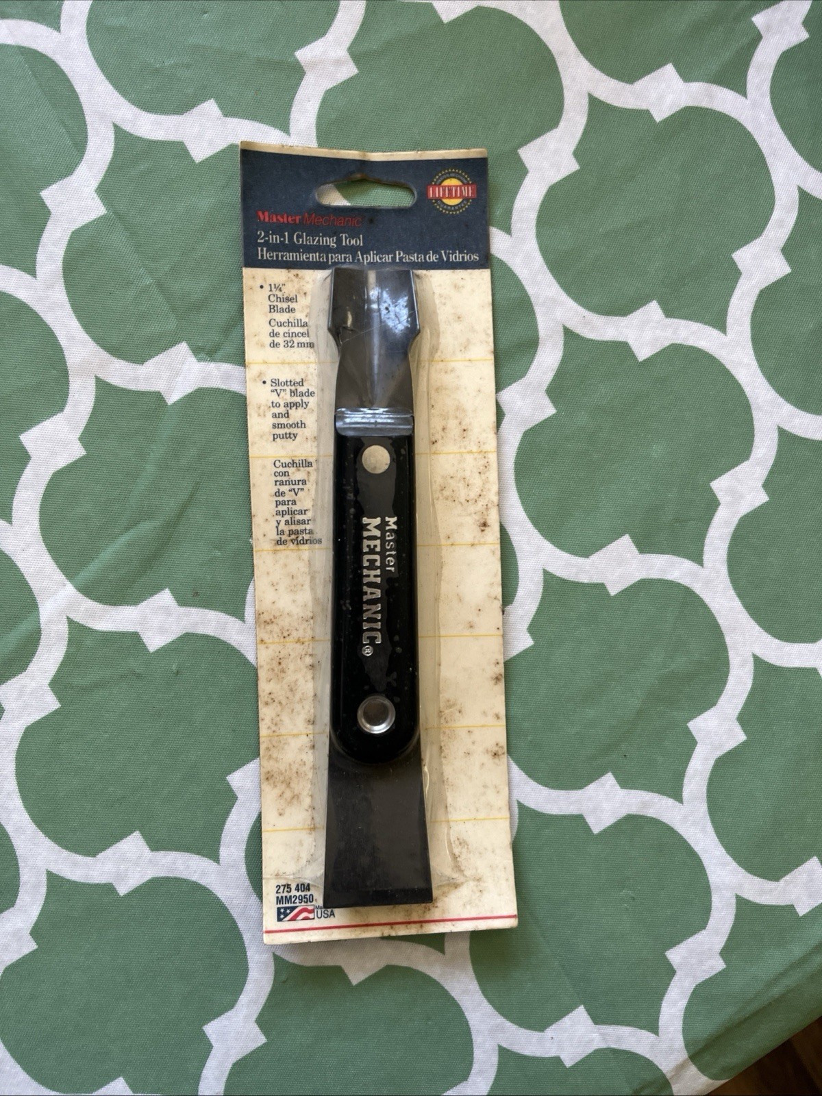 2 In 1 Glazing Tool Master Mechanic Brand 1 1/4 In Chisel Blade Slotted V Blade gallery