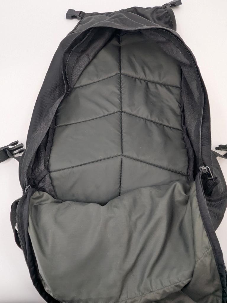 Eddie Bauer EBTEK Backpack EB1920 Gray & Black Outdoors Excellent Condition 5