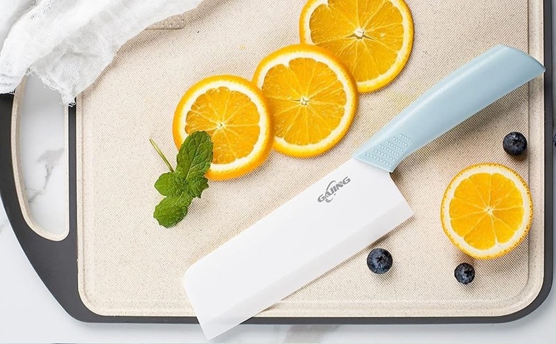 Gajing Extra-sharp ceramic kitchen knife, easy to clean, with a non-slip handle gallery