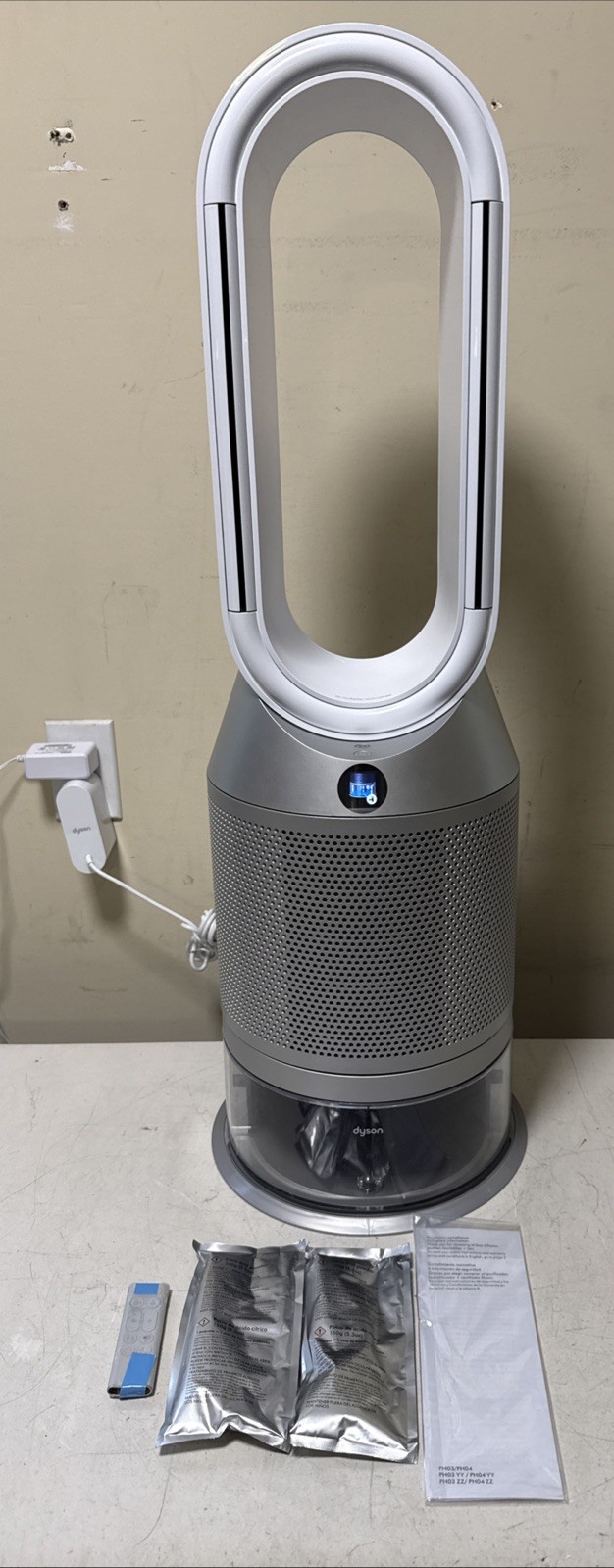 Dyson Purifier Humidify+Cool PH03 | White New Open Box! Free Shipping! gallery