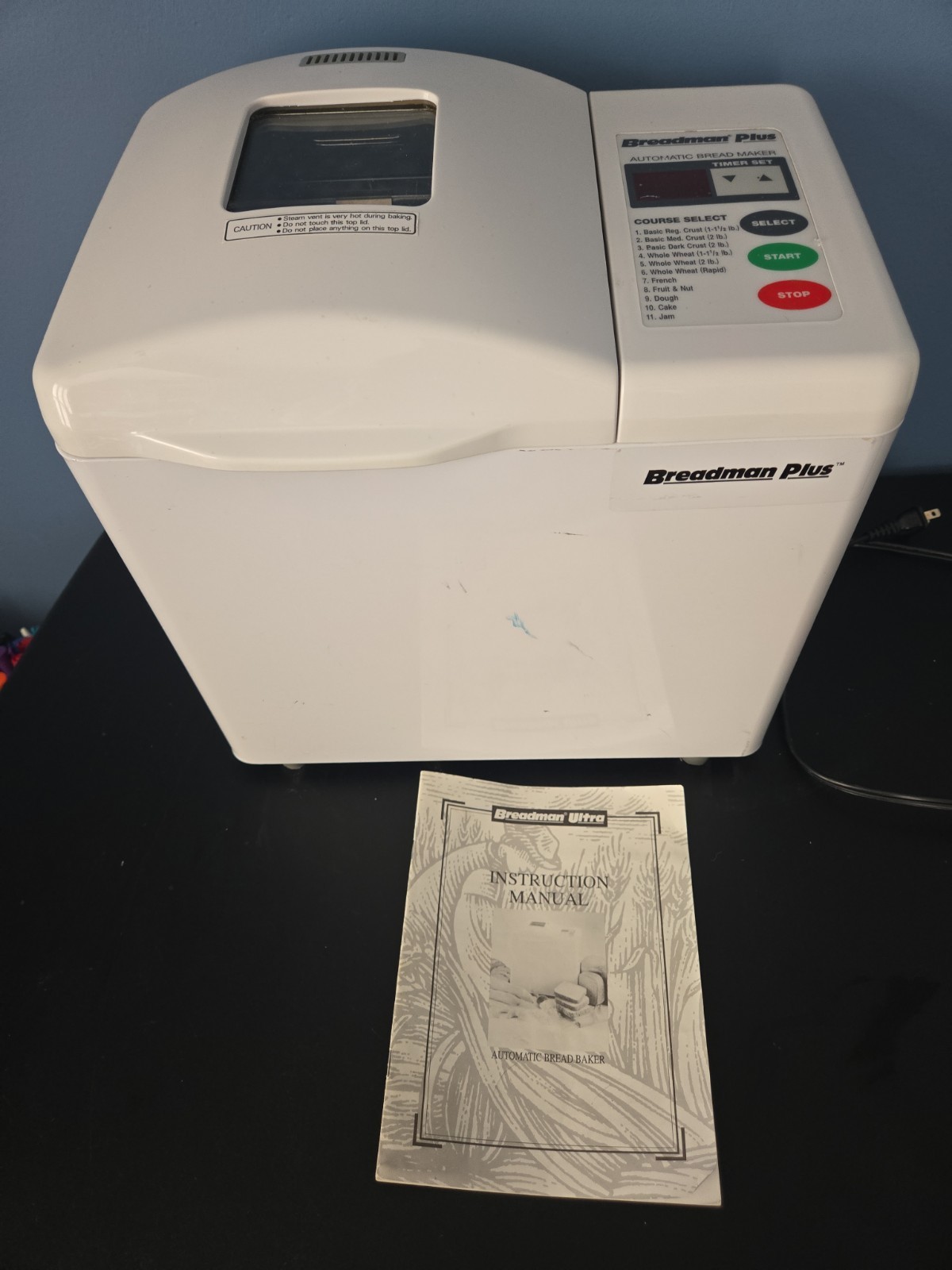 Breadman Plus Automatic Bread Maker Model TR-700 Up To 2lb Loaf Tested & Working gallery