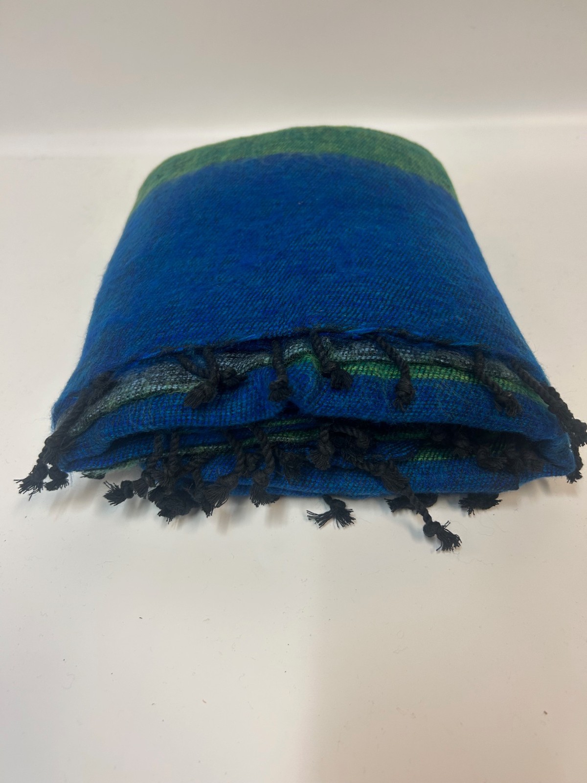Extra Soft High Quality Yak Wool Travel Blanket Throw Handwoven Nepal 48" x 90" gallery