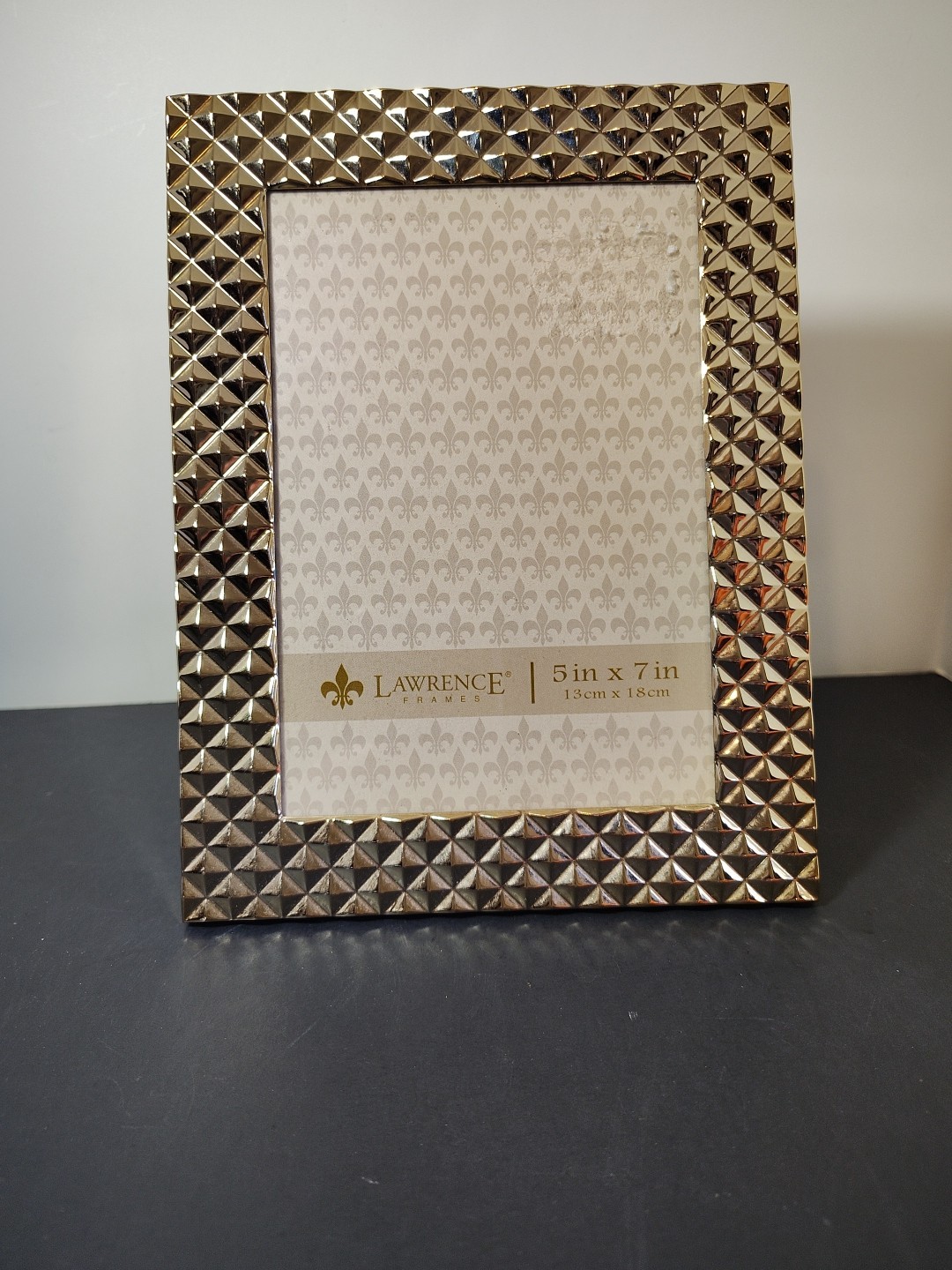 Lawrence Gold Metal Picture Frame Diamond Angles 5x7 gallery