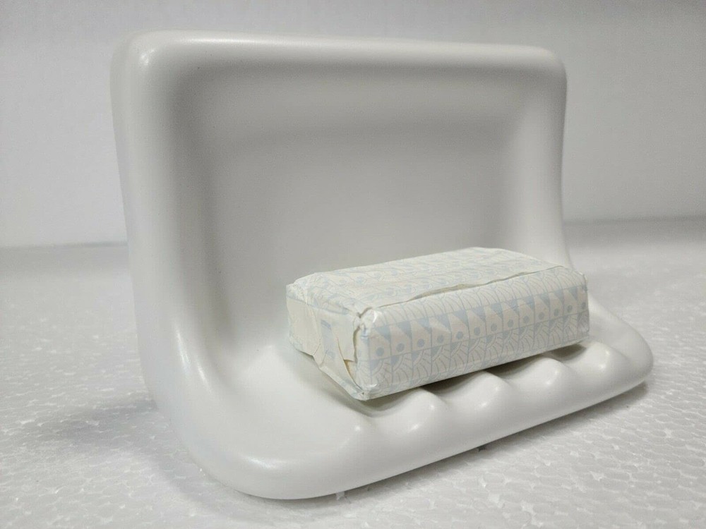 Bright White Matte Ceramic Soap Dish Tray Tile in Daltile Color 0790 Mid Cent...
