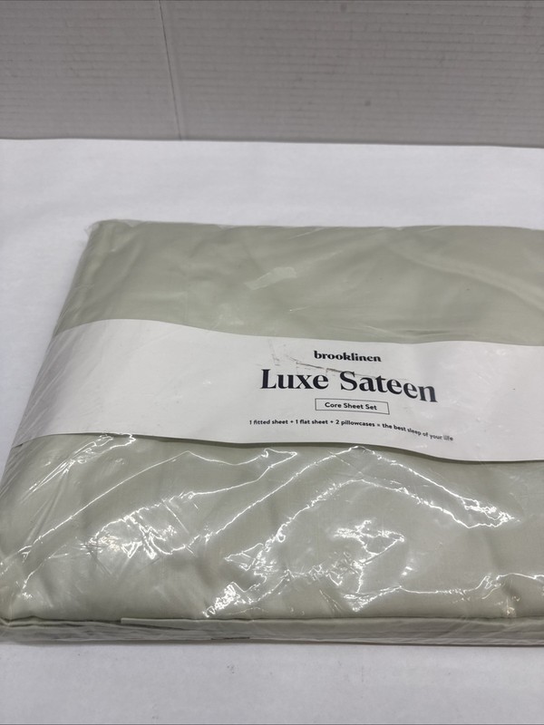 Brooklinen Luxe Core Sheet Set Queen Dew gallery