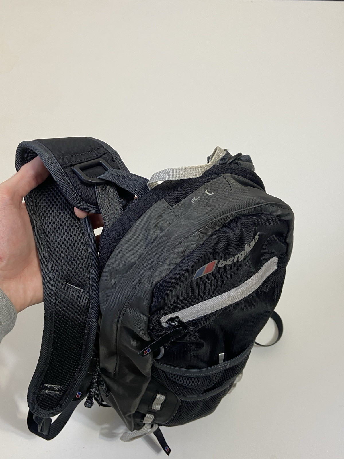 Berghaus Remote 8+4 Backpack Flow Technology Rucksack Bag Hiking 4