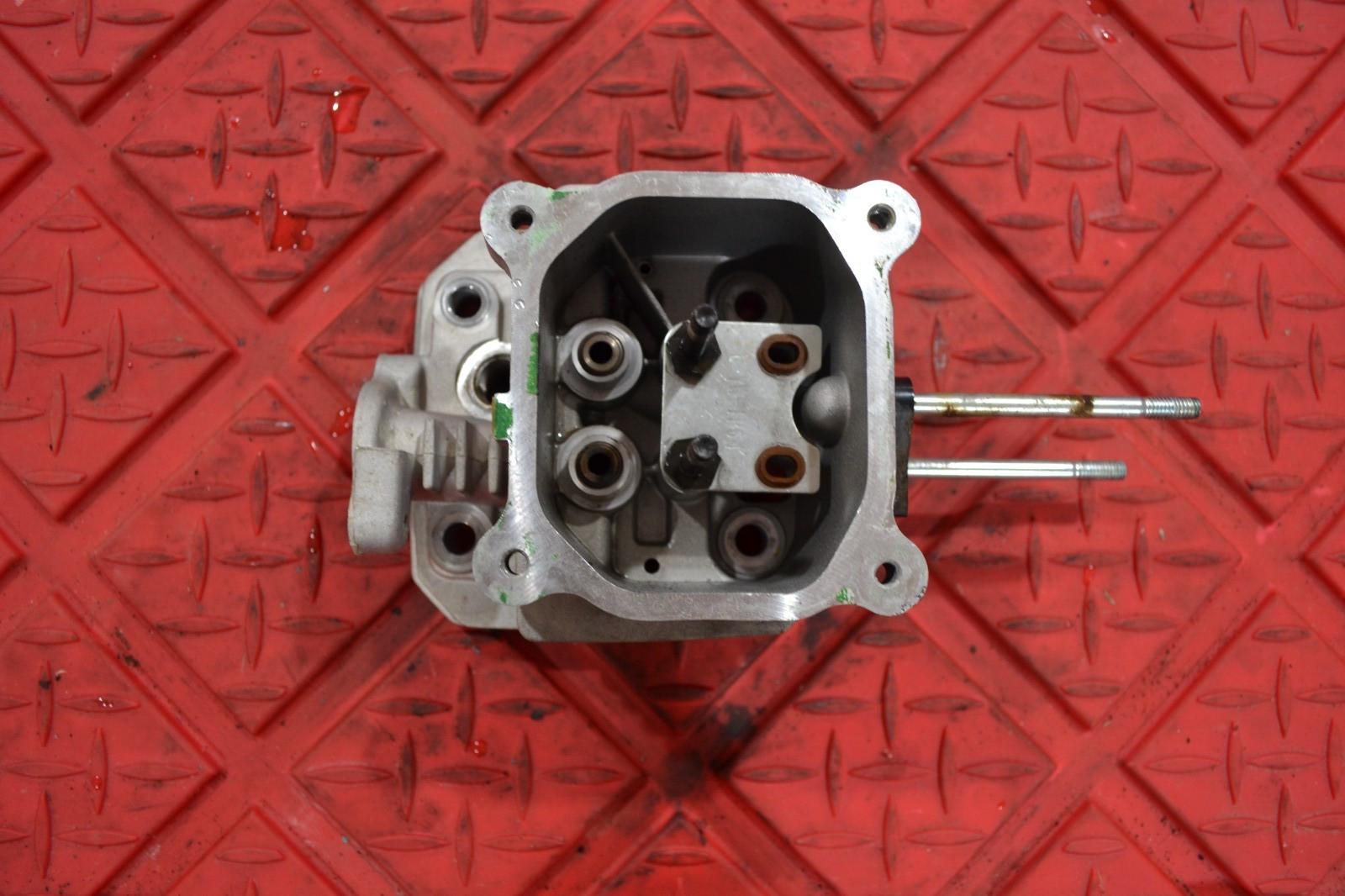 Yard Machines MTD 1A-02JX700 Engine OEM Cylinder Head JT-10-11-26 gallery