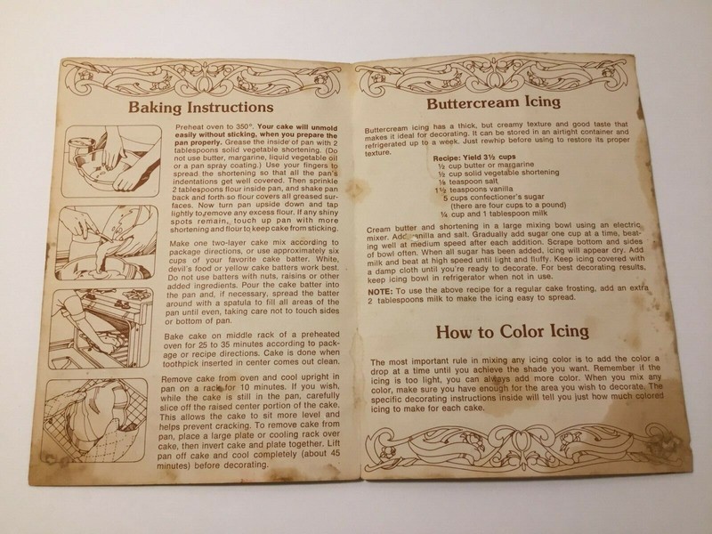Wilton Complete Instructions for Baking & Decorating A Jolly Clown Cake gallery
