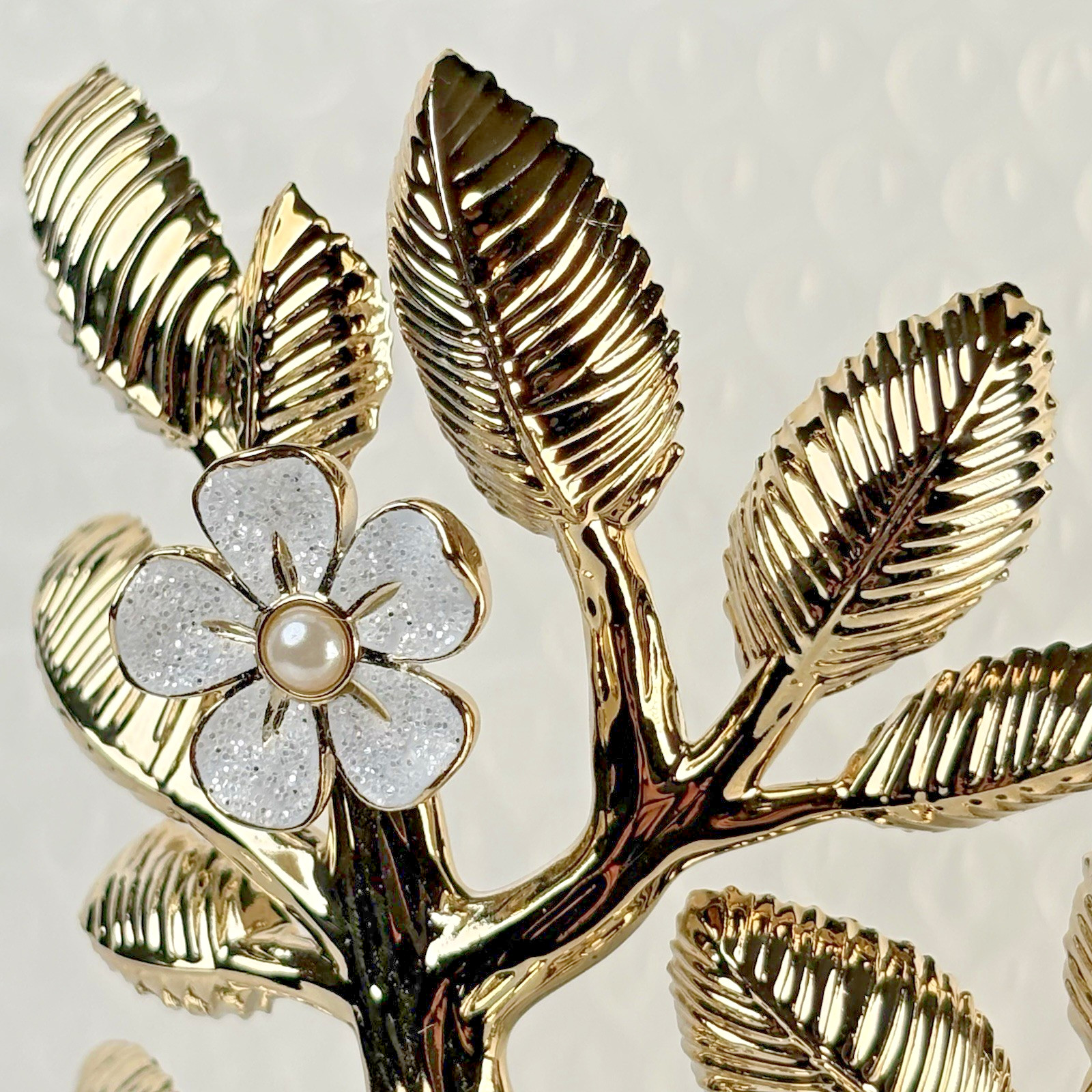 Bath & Body Works Gold White Glitter Flowers Marble Foaming Soap Holder NEW gallery
