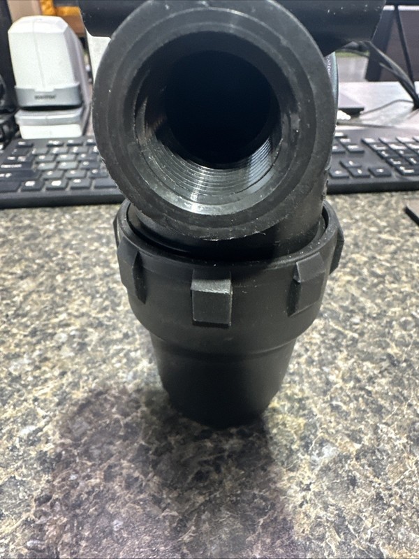 Inline Strainer 3/4” NPT. Red gallery