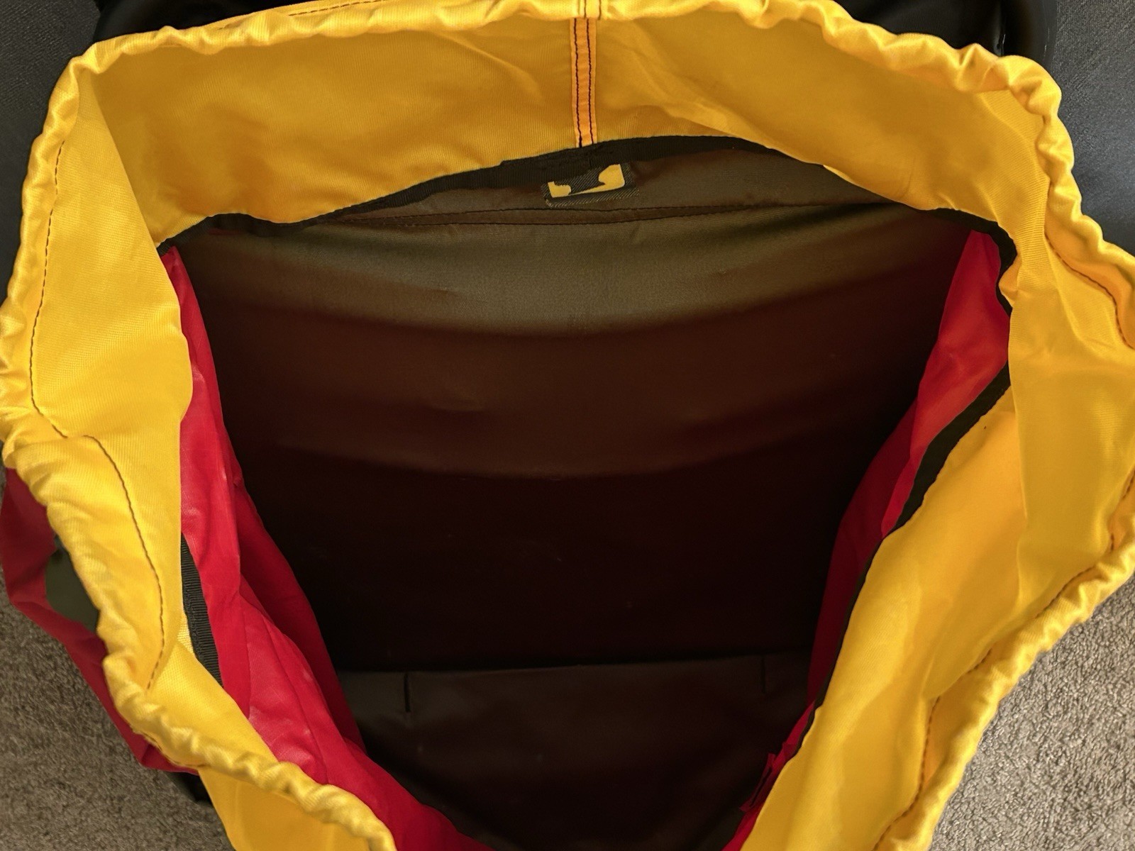 Mountainsmith Eagle Red / Yellow External Frame Backpack 17 X 17” 3