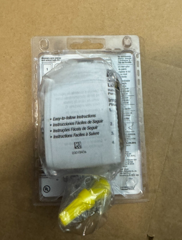 Lutron Diva Dimmer Switch, 300-Watt/Single-Pole, White DVELV-300PH-WH gallery