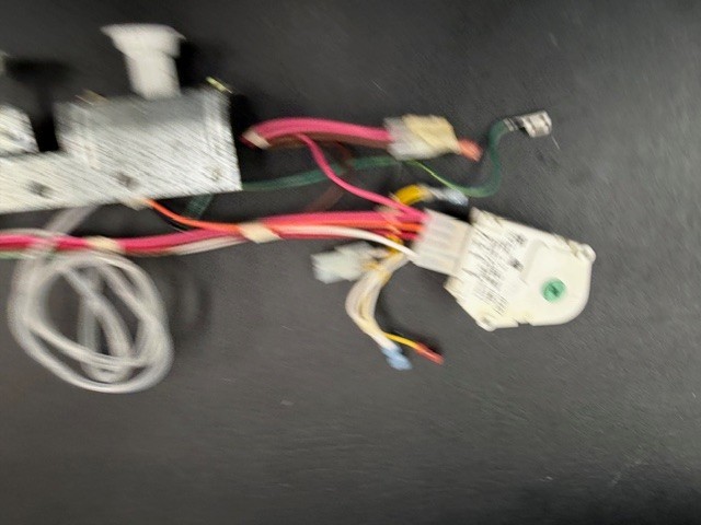 Whirlpool Refrigerator Control Knob Set W10822278, 2198202, 99989726, 1110552 gallery