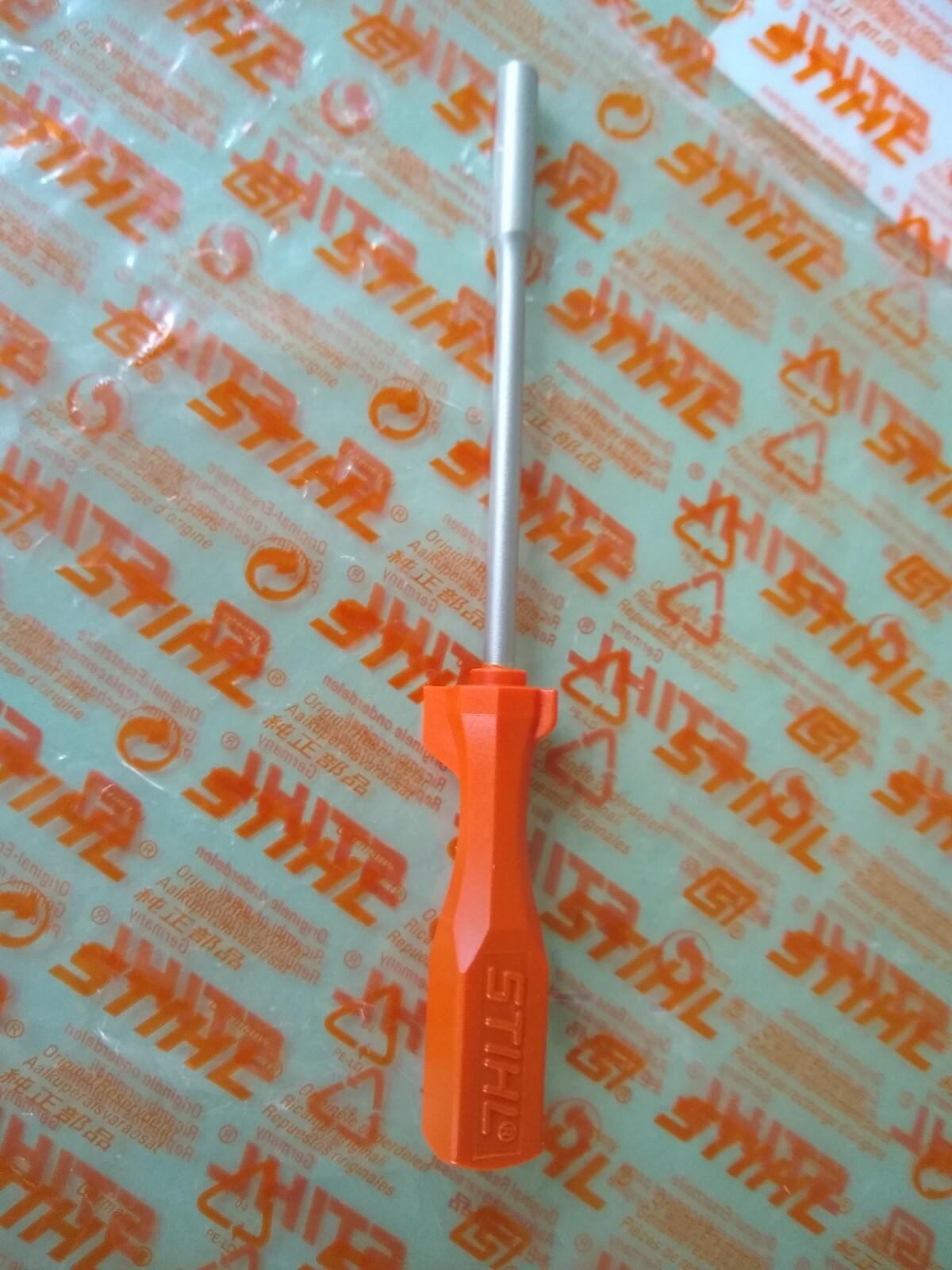 OEM STIHL 4MM HEX CARBUERATOR TOOL SCREWDRIVER - 5910 890 2307 gallery
