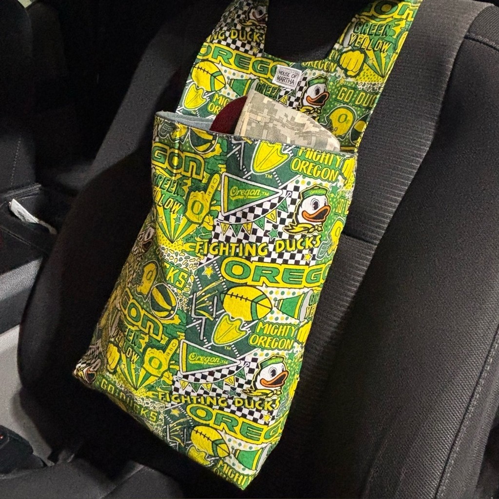 Car Trash/Utility Tote Bag Oregon Ducks 9" w x 4"d x 12" l 10" strap Handmade gallery