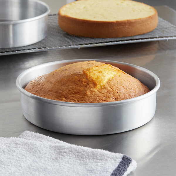 Choice Round Straight Sided Aluminum Cake Pan - 6/Case (select size below) gallery